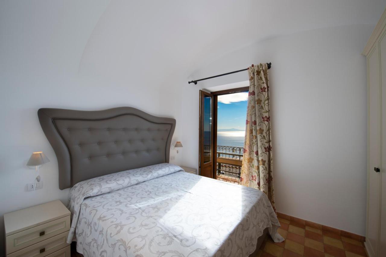 Golden Vaults Praiano Exterior photo